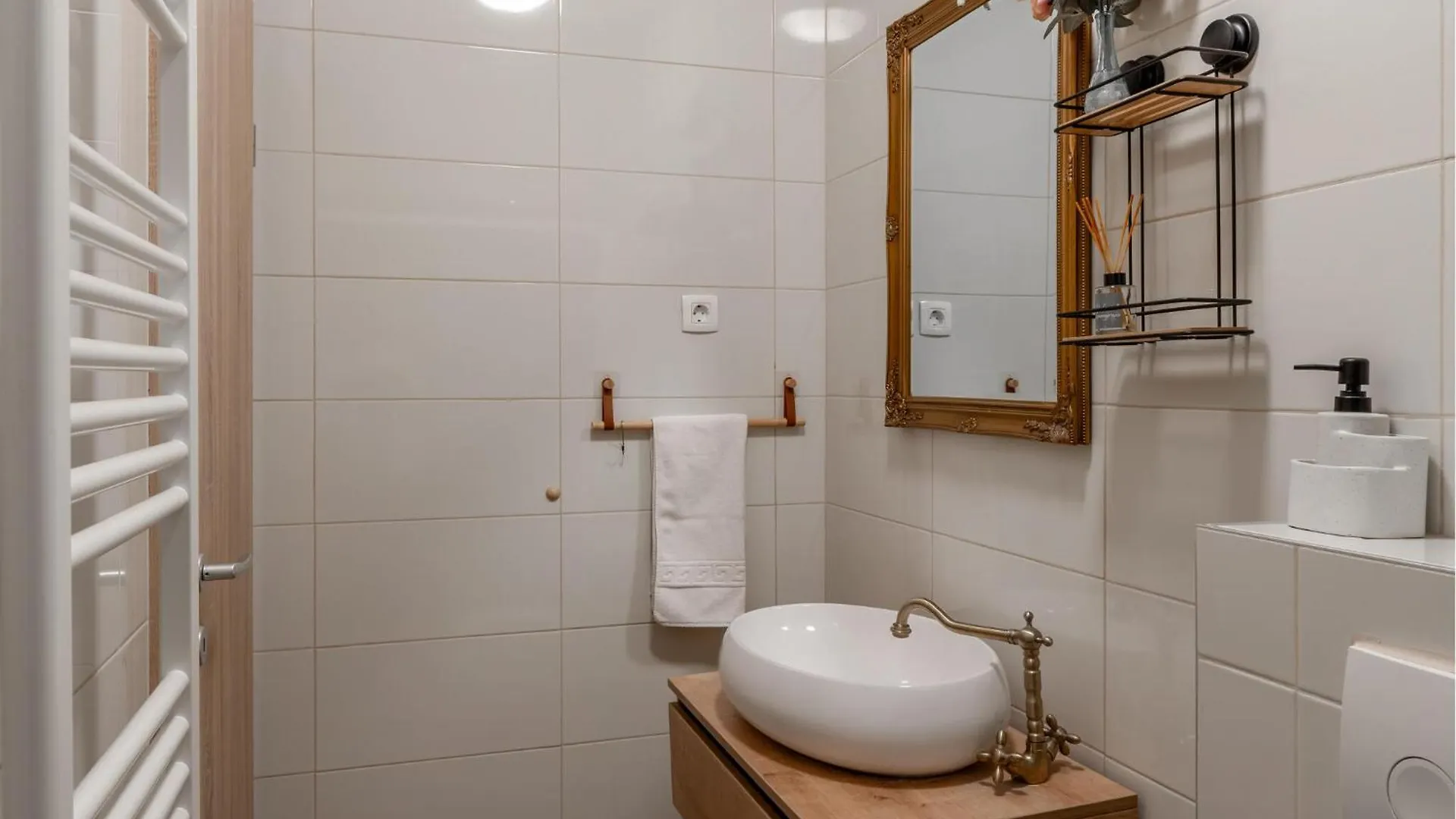Pet Friendly Home In Vrsi With Wifi Holiday home
