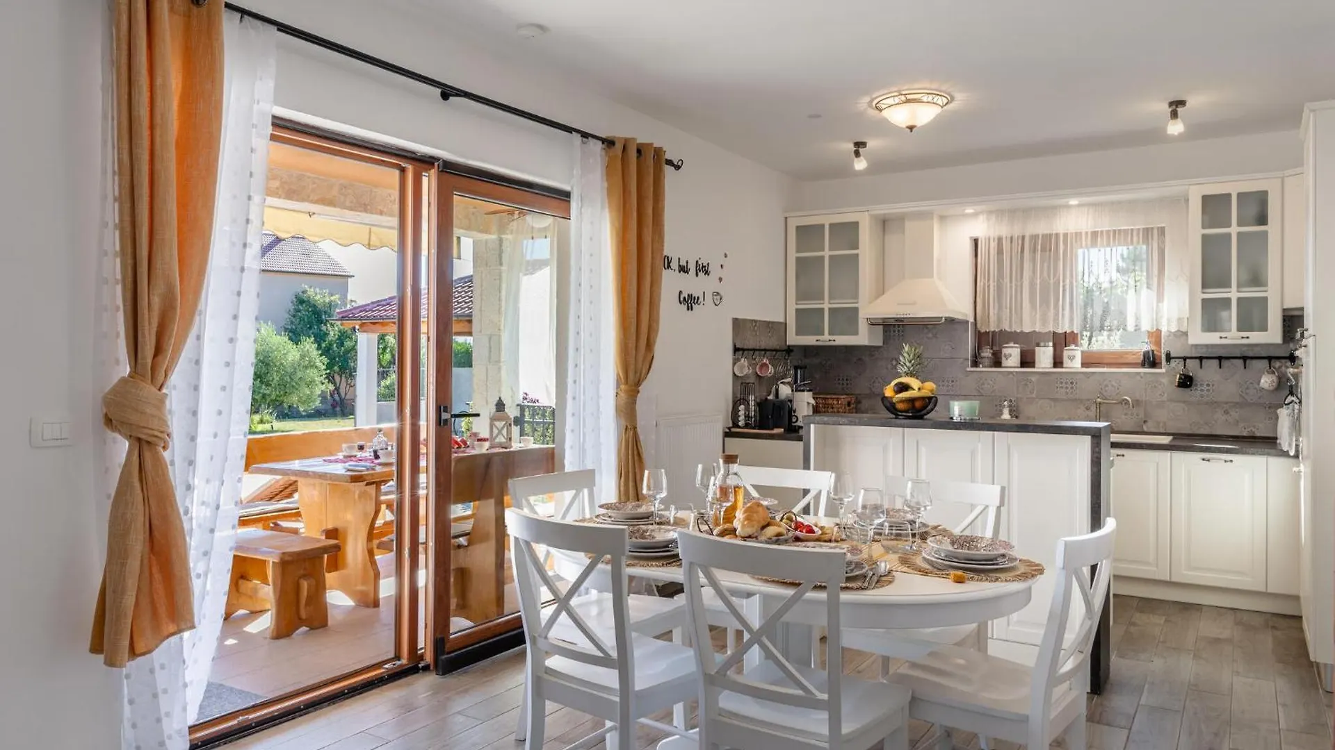 Holiday home Pet Friendly Home In Vrsi With Wifi Croatia